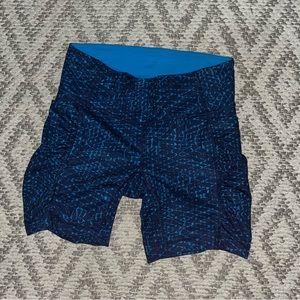 Lululemon blue patterned spandex shorts